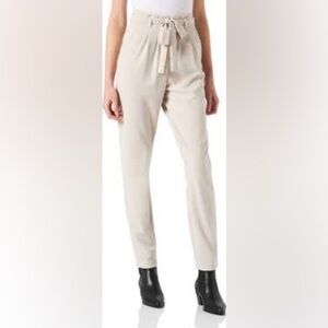 Jacqueline de Yong Women’s Beige Paperbag High-Waisted Belted Trousers - Size S
